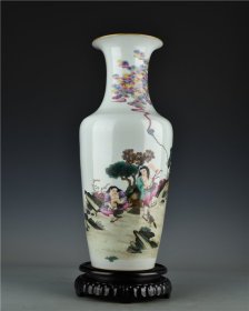 清珐琅彩鎏金口刘海戏蟾纹敞口瓶古董古玩古瓷器文玩收藏老物件 高45厘米宽18厘米。