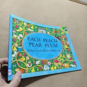 Each Peach Pear Plum (Pocket Puffin) 桃子、李子和梅子（英国格林威大奖绘本）
