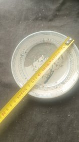 民国釉下彩菊花盘子一个