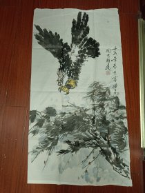 强正才（强毅）旧藏：上海港美协会长、上海市东方书画院一级画师、上海民建书画院画师 翁国梁 1982年作 国画作品《松鹰图》一幅（纸本软片，画心约4.7平尺，钤印：国梁学画）