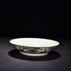 旧藏 明成化斗彩莲池鸳鸯纹盘 高4.8厘米 宽22.5厘米