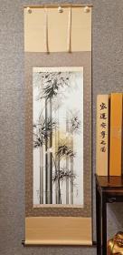 奇门遁甲家运安宁图  山下春月作品 绢本  轴全  手绘品  尺寸185Cmx53Cm    一纸一木双重桐木盒，几乎全新品。实价不议。(B76)