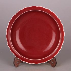 1972上海博物馆霁红釉花口盘