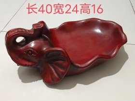 花梨木果盘，一木整雕，纯手工雕刻，造型漂亮，完整无修补