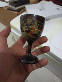漆器，木胎漆画山水纹酒杯。