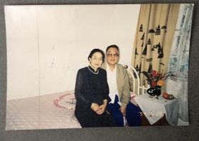 苏寿真（灯谜组织家）夫妻合影老照片