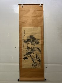 清代纸本老画立轴《媚态笑风》，作于1893年。 落款印章：石樵 画面尺寸68/32公分，画工生动，狂风摇曳姿态尽现，古美术精品。 ​9422