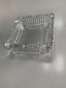 方形玻璃烟灰缸
