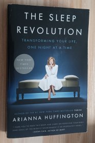 英文书 The Sleep Revolution: Transforming Your Life, One Night at a Time Paperback by Arianna Huffington (Author)