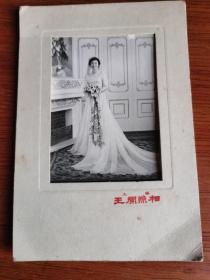 结婚照一张 1980年