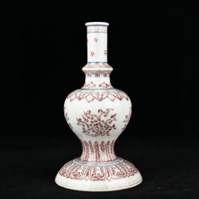 清乾隆釉里红缠枝莲芭蕉叶福寿如意纹蜡台一对规格22*12厘米