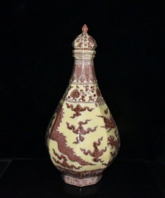 旧藏 明代宣德黄釉釉里红龙纹宝塔瓶一对【58x29cm】