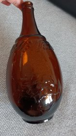 伪满洲国时期小本遗留麒麟琉璃瓶