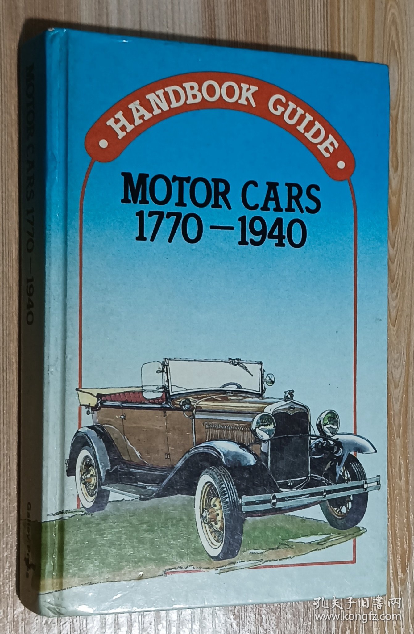 英文书 Motor Cars 1770-1940 Hardcover by Jose Porazik (Author)