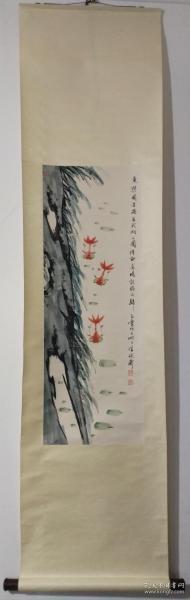 宋玉麟 作品。
宋玉麟，1947年12月生于江苏太仓。自幼在父亲宋文治的指导下学习绘画。1969年毕业于上海戏剧学院舞台美术系。现为江苏省国画院一级美术师，江苏省艺术品鉴定评估专家委员会专家委员，江苏省美术馆艺术鉴定顾问，省有突出贡献中青年专家，首届江苏省紫金文化荣誉奖章获得者。历任：中国美术家协会理事，江苏省文联副主席，江苏省美术馆馆长，江苏省国画院院长，江苏省美术家协会主席