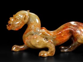 和田玉“上古瑞兽”摆件长33厘米高14厘米厚8厘米重2039克