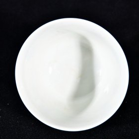 大清雍正年制松柴烧百蝶蛱蝶纹酒杯茶杯 高6.2径8.5厘米1