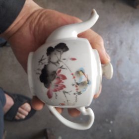 永胜纪念茶壶