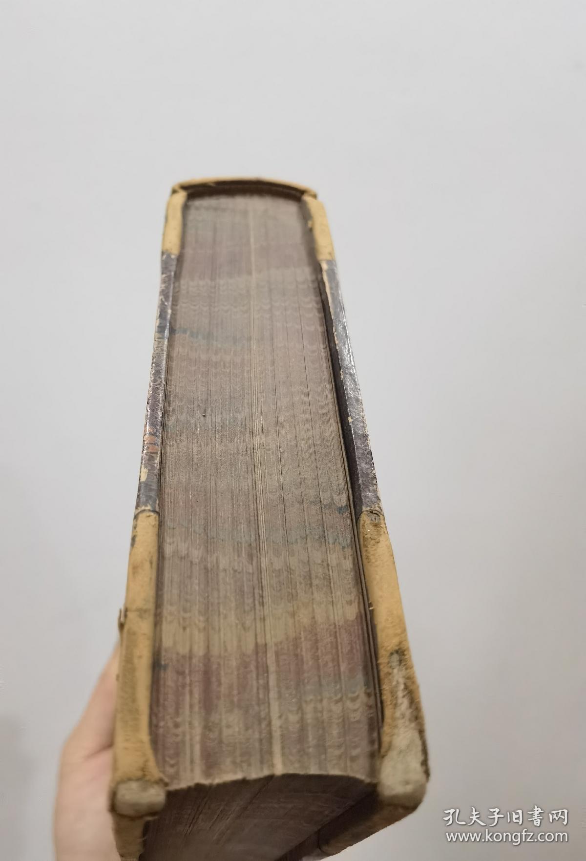 1891年CHARLES DICKENS ：Christmas Books / Hard Time_ 狄更斯《圣诞故事集》《艰难时世》两卷合一册，3/4真皮古董书， 精美版画插图，英文原版