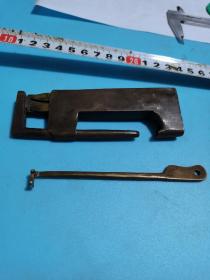 民国铜锁9厘米的,,如图,收藏品‘