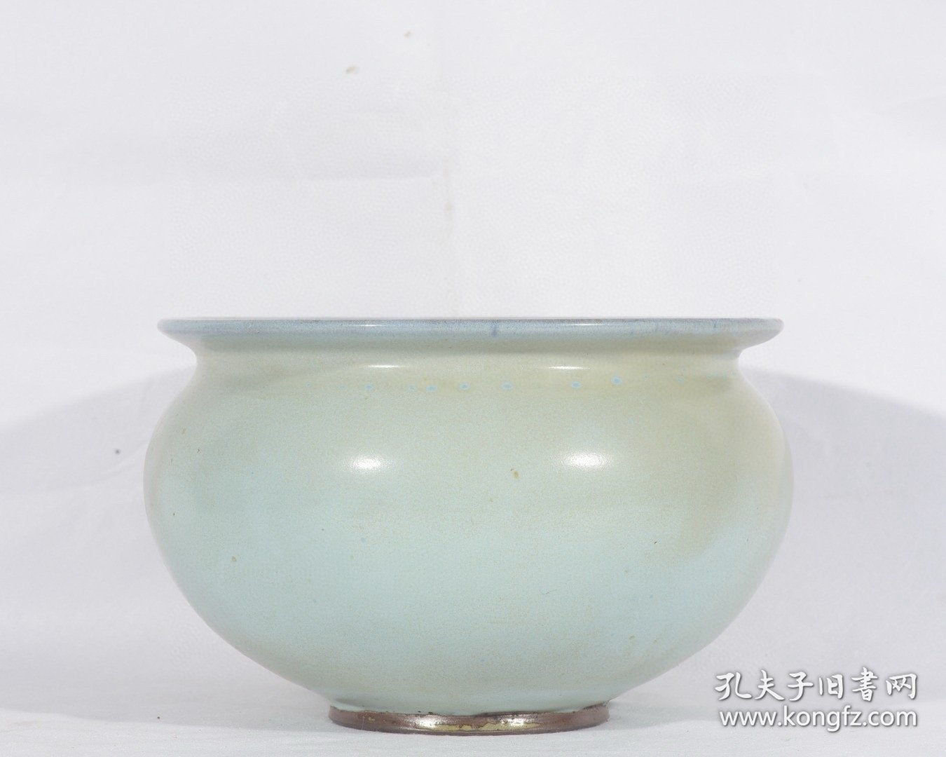 大宋天青釉钧窑乾隆御题香炉笔洗 高13.3径20.4厘米2