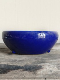 蓝釉开片碗一个，包浆醇厚，收藏佳品