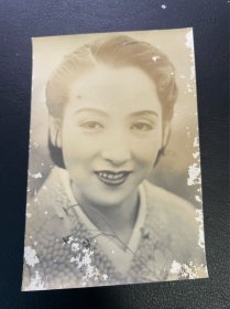 民国日本影星美女老照片一张，包老包真，满百包邮。