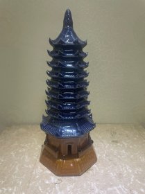 九层蓝色宝塔文昌塔陶瓷摆件 假山装饰 水族装饰 盆景摆件风水摆件 尺寸看图片。 全新完整，包邮，偏远地区补运费。