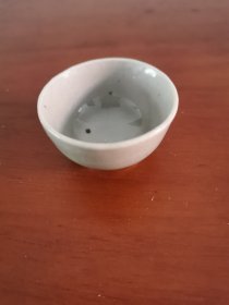 明 豆青茶盏