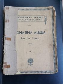 SCHIRMERS LIBRARY OF MUSICAL CLASSICS VOL .51 SONATINA ALBUM