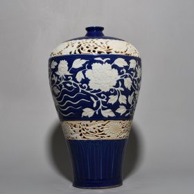 《精品放漏》镂空梅瓶——元代瓷器收藏