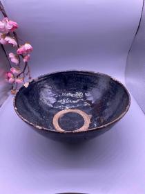 黑釉大碗，尺寸24.5*10.5厘米，品相如图，300包快递
