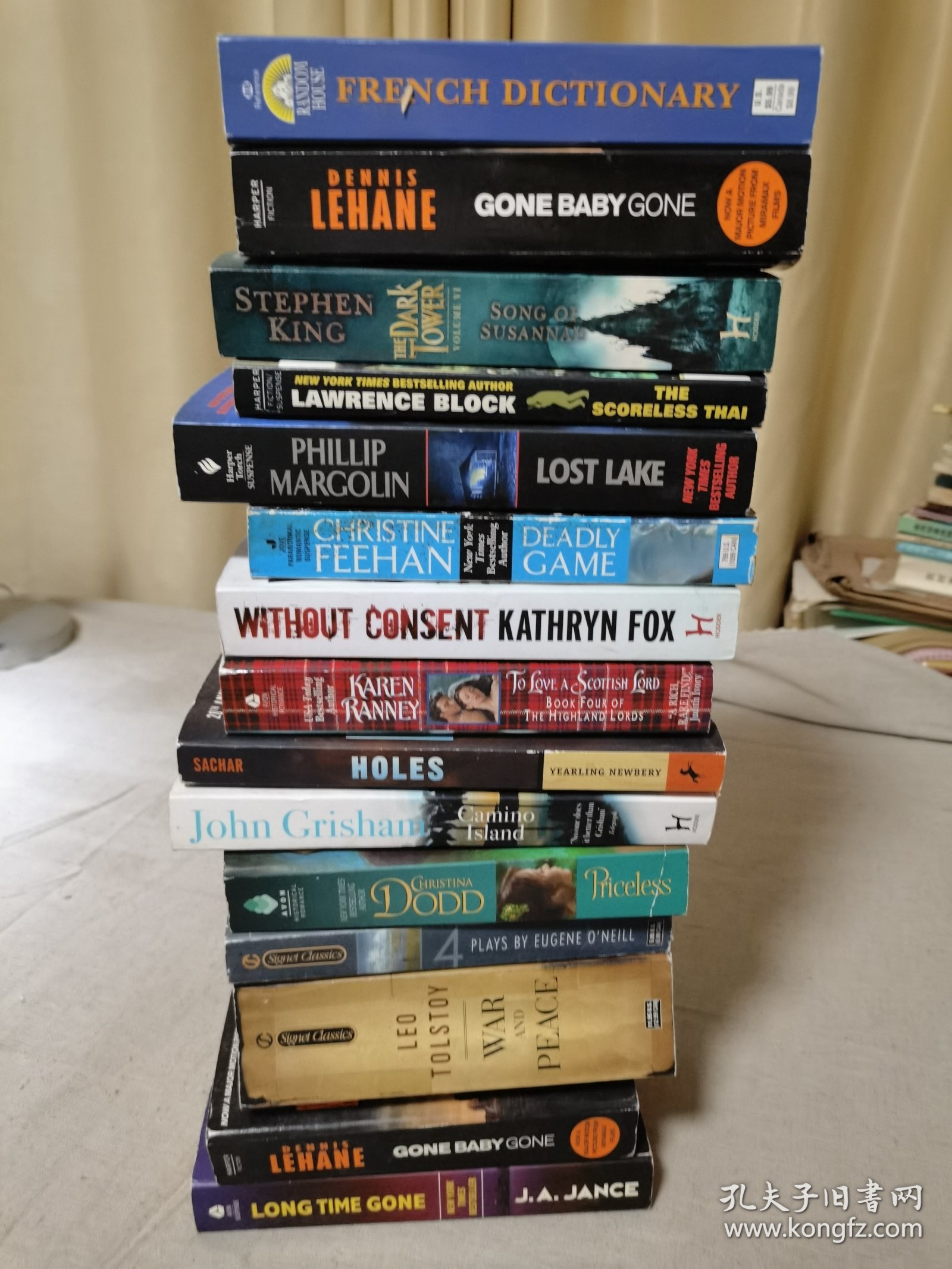 The Dark Tower #6: Song of Susannah[黑暗塔6：苏珊娜之歌]/Gone baby Gone【英文原版】/Priceless无价，克莉丝汀娜·陶德/Four Plays By Eugene O'Neill/The Scoreless Thai (Evan Tanner Mysteries)/消失的湖泊 Lost Lake/Deadly Game