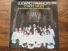 【铁牍精舍】【黑胶唱片】【音7】1976年英国原版世界著名三大男高音之一帕瓦罗蒂黑胶唱片《O Holy Night》。鲁契亚诺·帕瓦罗蒂（Luciano Pavarotti，1935年10月12日～2007年9月6日），又译巴佛洛堤，生于意大利摩德纳，意大利男高音歌唱家，世界著名三大男高音之一。
