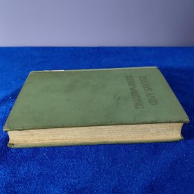 ESSAYS AND ESSAY WRITING（馆藏）精装 32开 1933年版