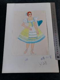 舞蹈服装设计手稿，有北京舞蹈学院著名芭蕾舞教授邬福康的签名