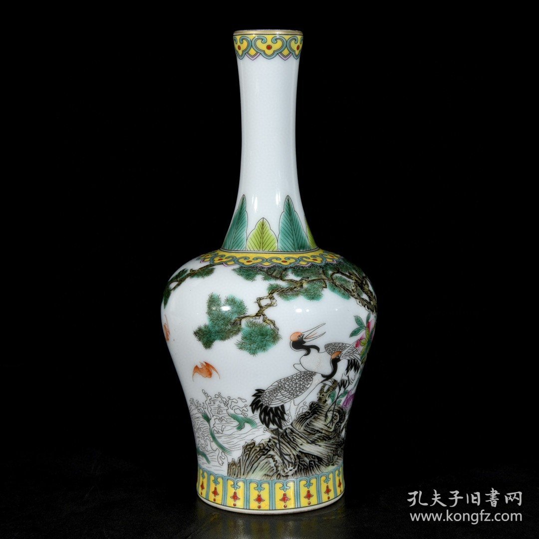 清雍正珐琅彩花鸟松鹤延年纹摇铃尊一对；25x11厘米