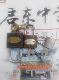 铁锁 老铁锁 老物件 挂锁 三个铁锁 三个合售