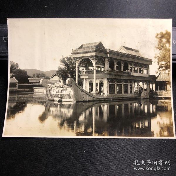 民国时期老照片：北京颐和园石舫照片