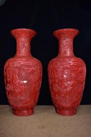 剔红雕漆漆器自在观音瓶一对
尺寸高61.5✖️直径30厘米
重约9.45公斤