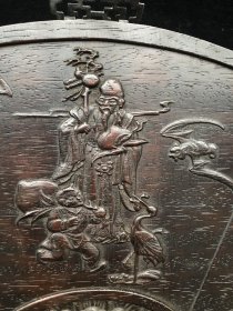 整板雕刻挂匾，雕刻福禄寿三星，画卷造型，别致大方，雕工细腻，温馨大气，尺寸70*28*2.5，