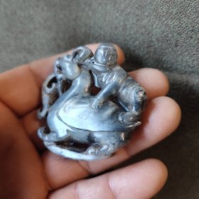 老玉雕马上封猴挂件