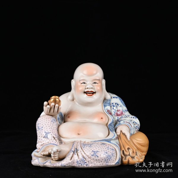 民国曾龙昇造粉彩托宝罗汉佛像 20*22厘米