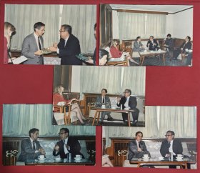 80年代末原安徽省委副书记、省长傅锡寿会见外宾原版老照片五张合售
