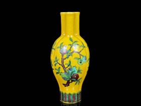《精品放漏》康熙素三彩橄榄瓶——清代瓷器收藏