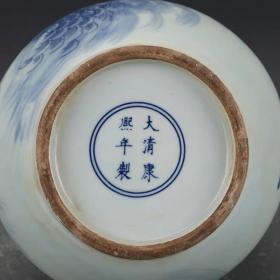 青花釉里红龙纹胆瓶