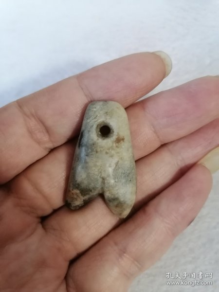 旧藏 红山文化 牙型器佩饰 尺寸3.9x2.1x0.9