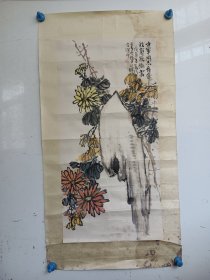 江苏镇江著名画家孙春河，水墨手绘花卉奇石一副，旧裱品相较差，画心尺寸74x36厘米，保真包手绘