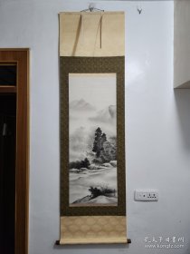 【日本回流】民国和风山水画 款不详老绢本凌裱水墨画【山溪行旅图】画心102*39cm木轴头