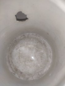 手绘人物提梁壶筒子一个，可做笔筒